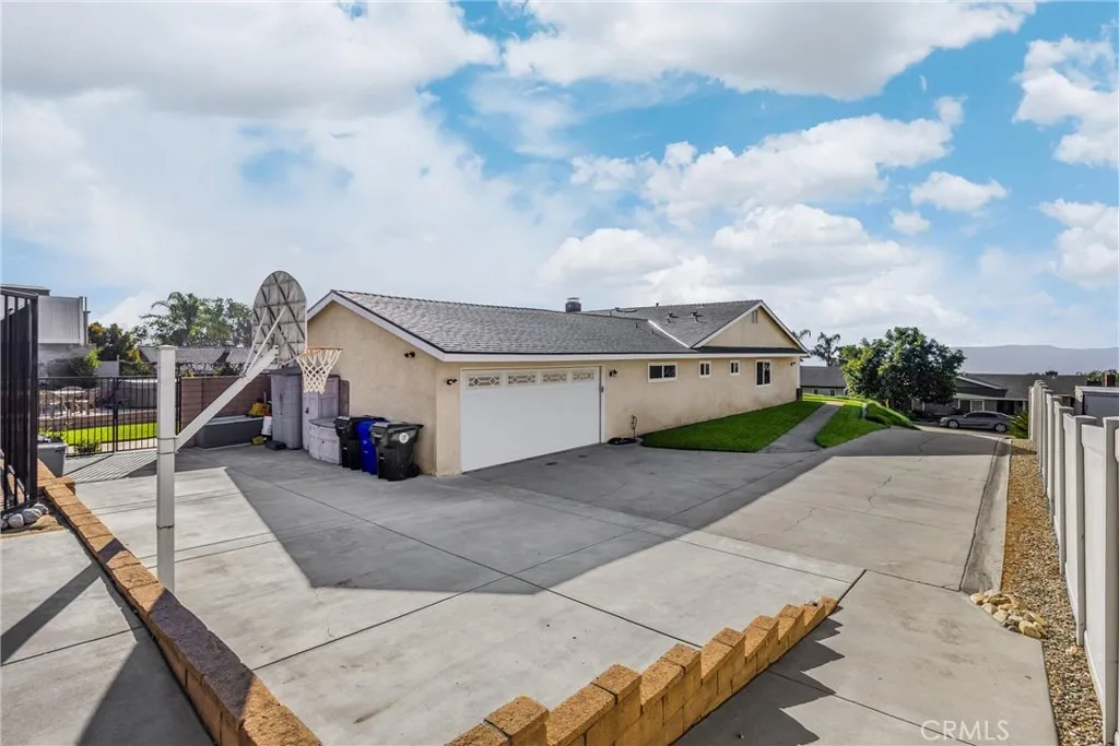 8986 Whirlaway, Rancho Cucamonga, California 91737 home-pic-2